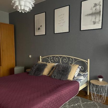 Apartment For A Pleasant Stay Odessa Exterior foto